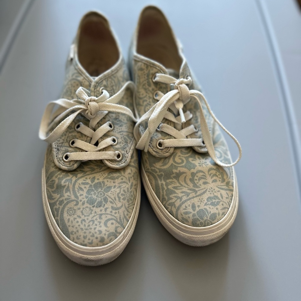 Vans Women's Sneakers in Light Blue and White